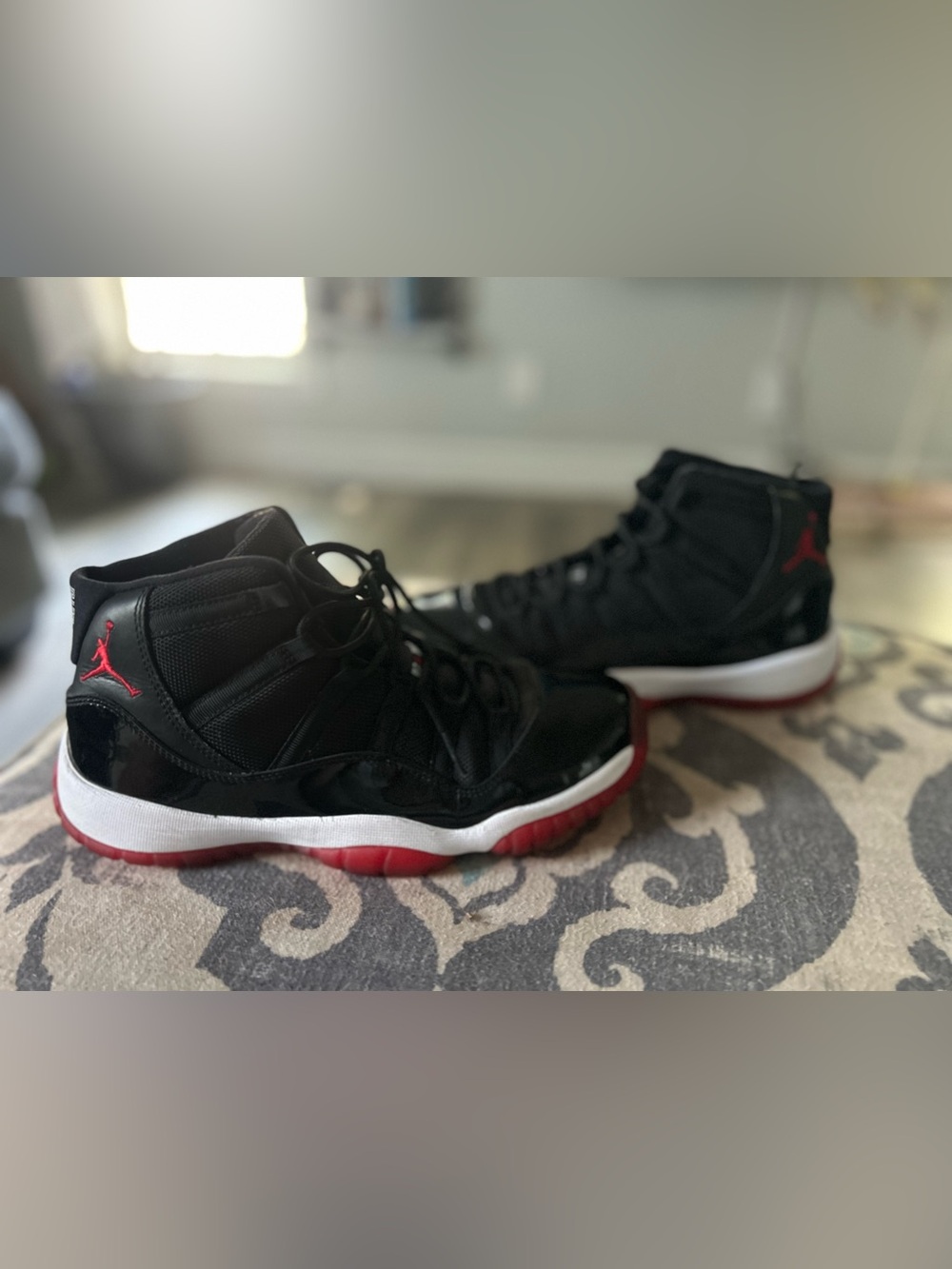 Jordan Retro 11 Bred High-Tops - Picture 3 of 5